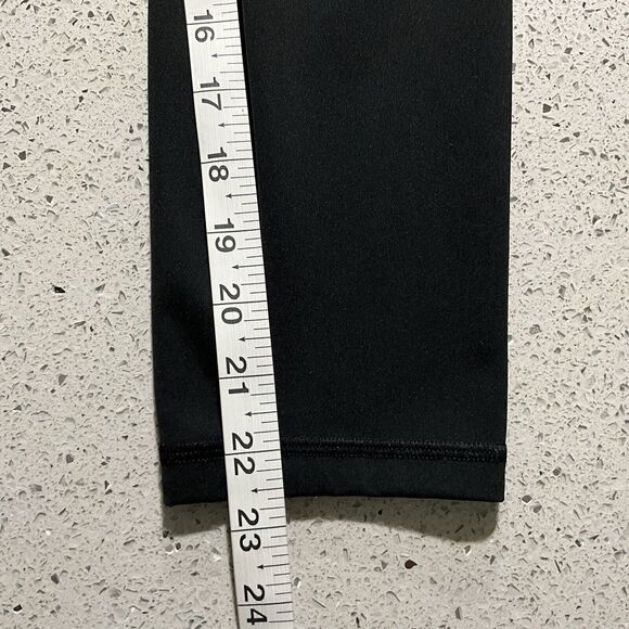 Lululemon Leggings Black Cropped Pull-on 6 - Picture 7 of 11